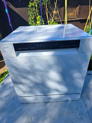 Electriq edwttx1 compact table - electriq,